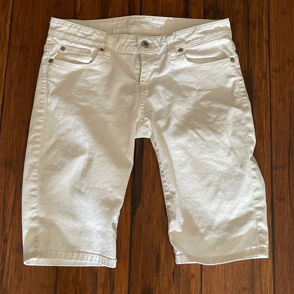 GUESS Woman Bermuda White Shorts